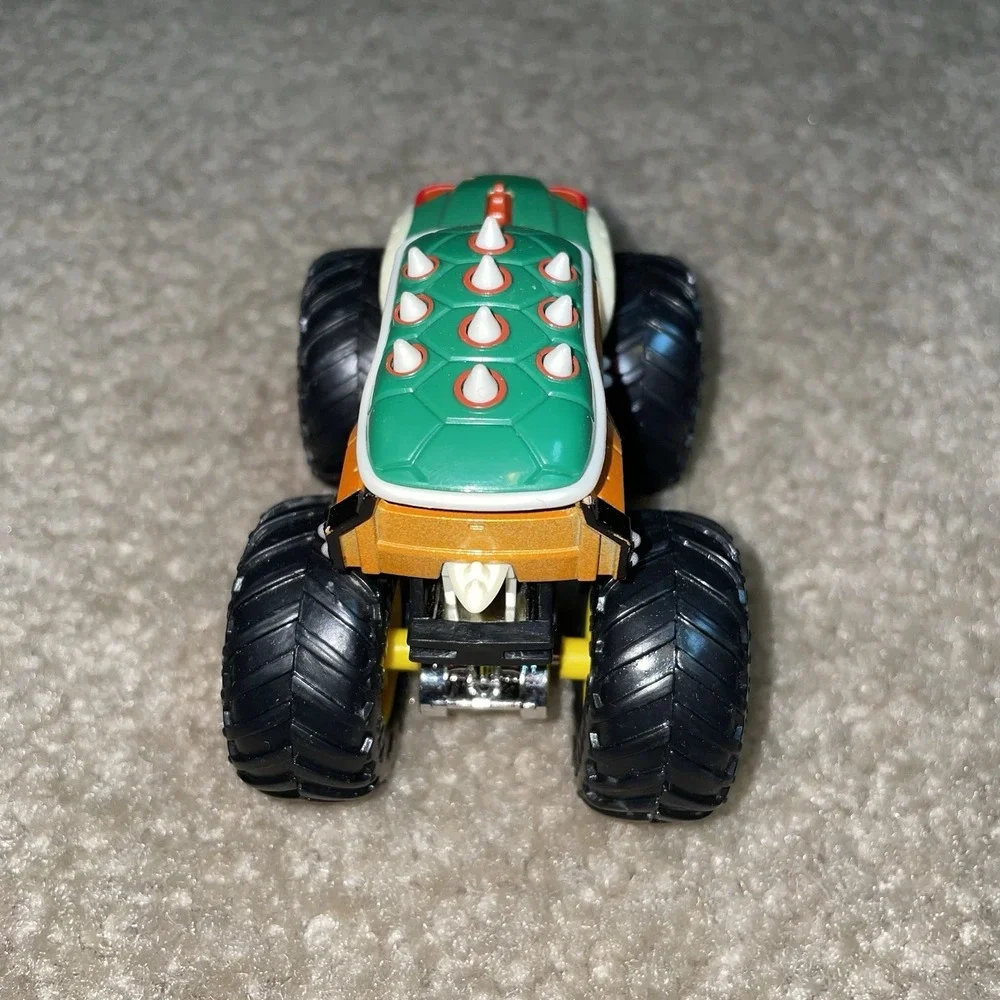 Hot Wheels Monster Trucks Bowser Super Mario Nintendo‎ 1:64 Scale Diecast Toy